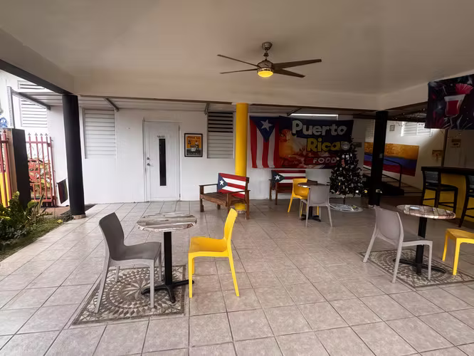 Av. Gregorio Agosto, Propiedad Comercial en Humacao