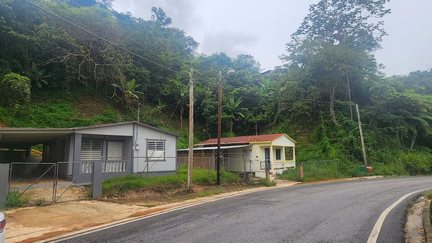 Bo. Juan Gonzalez, Finca en Adjuntas