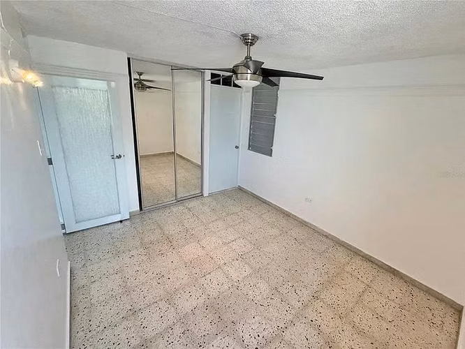 Exclusiva casa de 3 habitaciones en alquiler en Ponce
