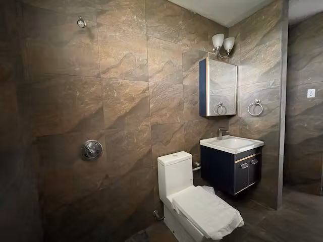 Residencia Alturas De Mayaguez, 4H, 2B, localización céntrica