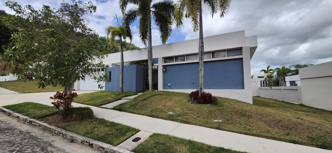 Urb. Ciudad Jardin, Casa en Caguas