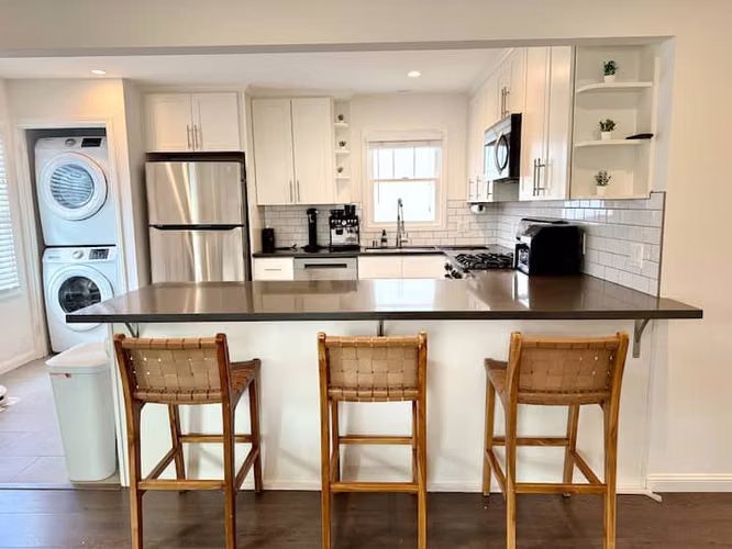 1bedroom, 1 bathroom available for rent