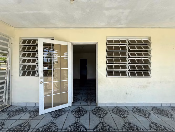 Bo. Coto Norte, Casa en Manati - Imagen 2