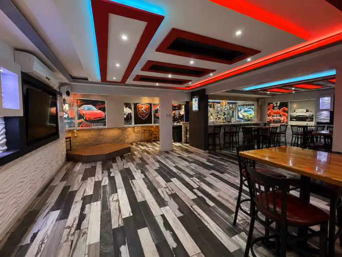 Bo. San Idelfonso, Comercial en Coamo