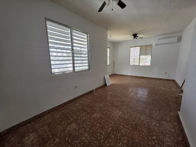 Calle Romanguera, Casa en Mayaguez - Imagen 3