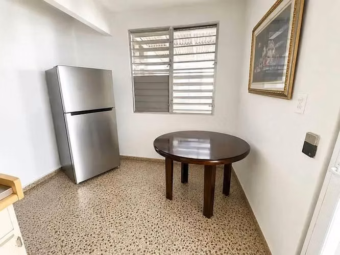 Hermosa, especial y acogedora casa familiar en alquiler con opción a compra.