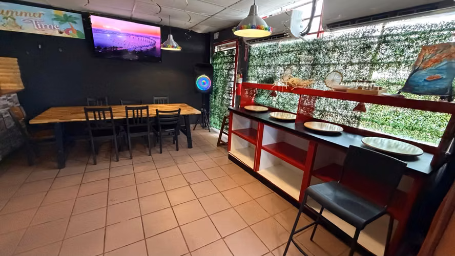 Negocio Comercial en San Juan