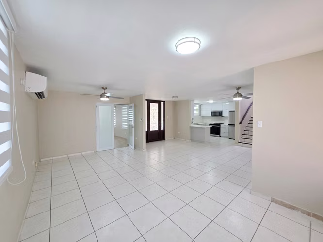 Urb Las Nereidas, Casa en Cabo Rojo