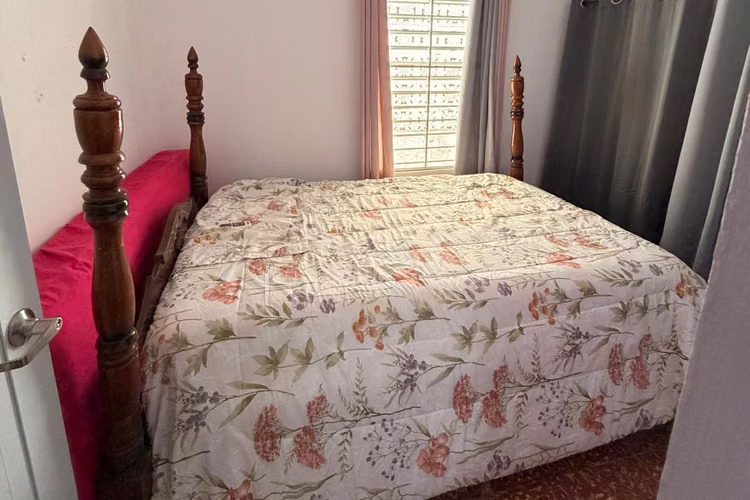 Bo. Victor Rojas 2, Casa en Arecibo
