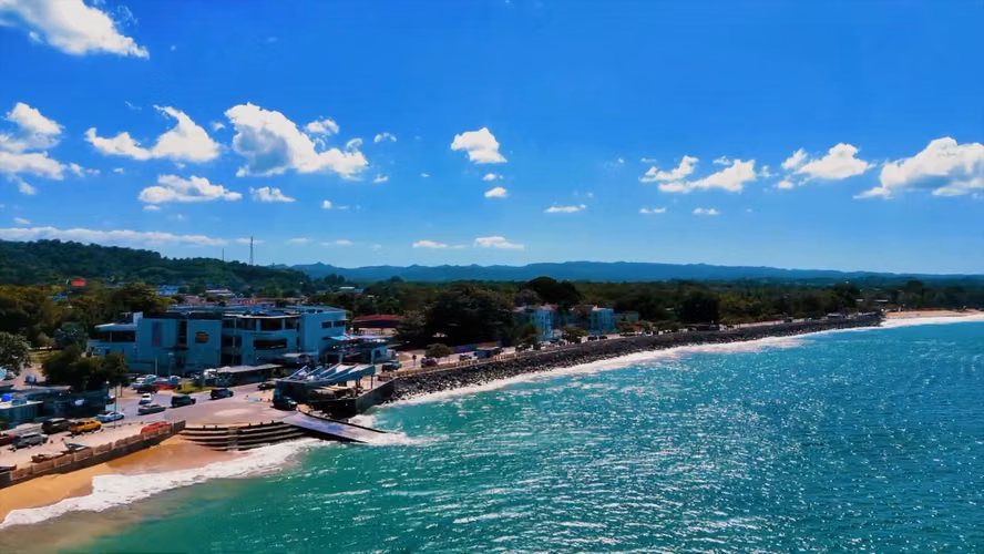 Bo. Caimital Bajo, Solar en Aguadilla