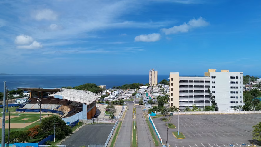 Bo. Caimital Bajo, Solar en Aguadilla