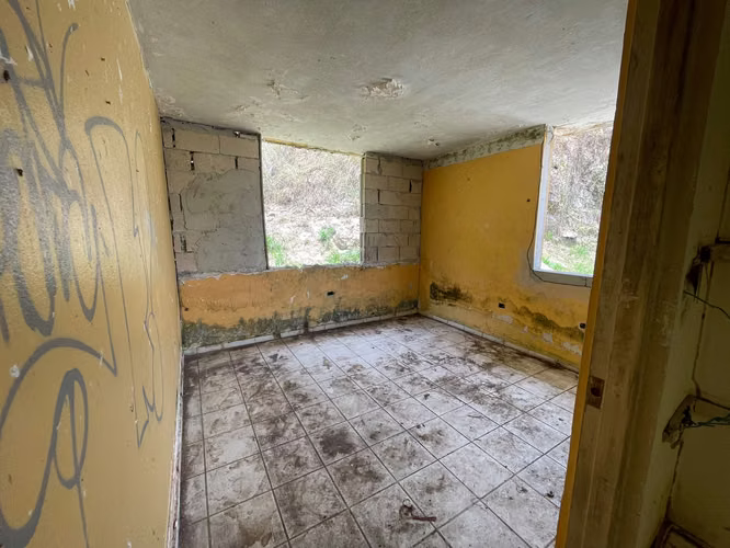 Urb. Virginia Valley, Casa en Juncos