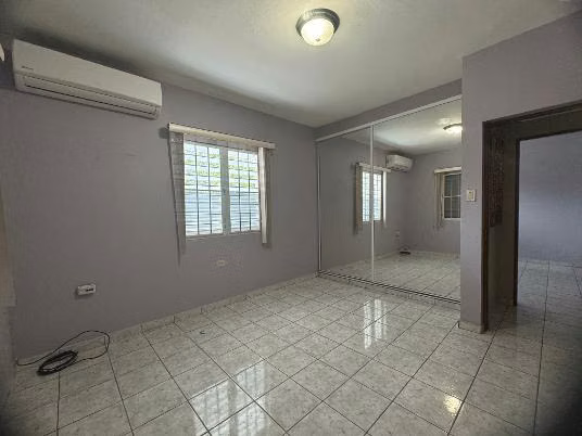 SE ALQUILA RESIDENCIA EN BOQUERÓN