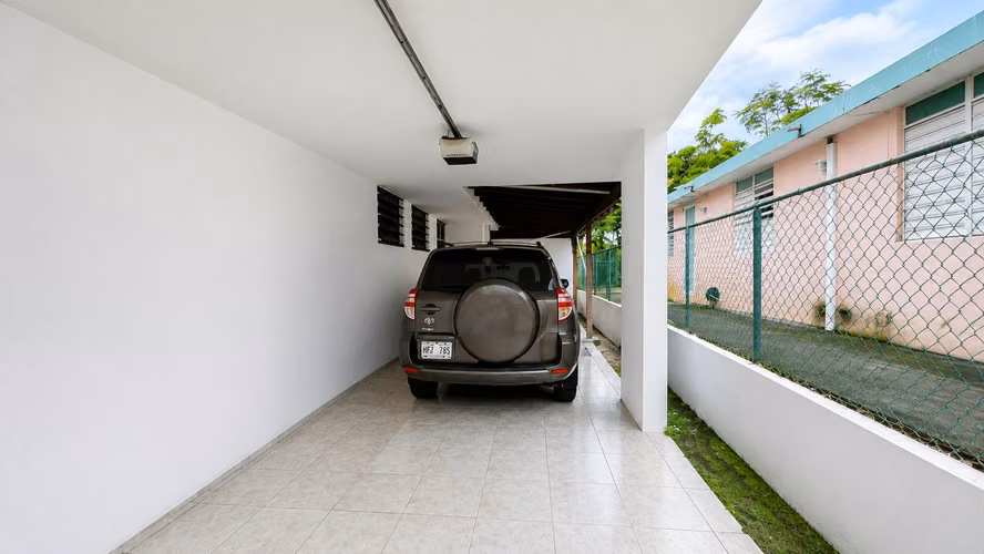 Urb. Lomas de Luquillo, Casa en Luquillo