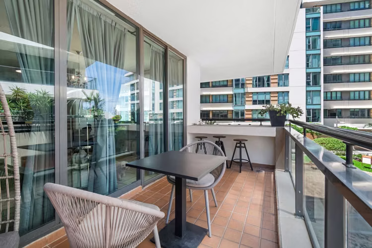 Cond. Torre Plaza San Mateo, Apartamento en San Juan