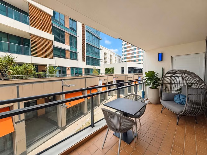 Cond. Torre Plaza San Mateo, Apartamento en San Juan