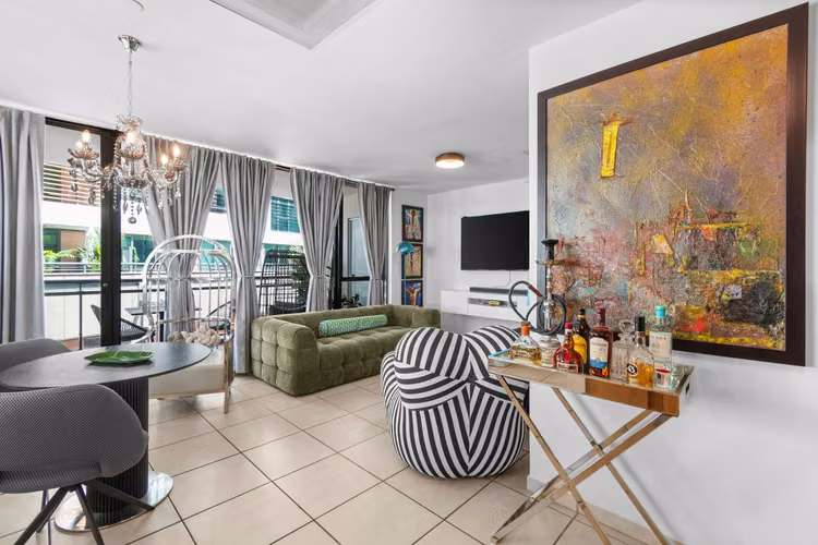 Cond. Torre Plaza San Mateo, Apartamento en San Juan