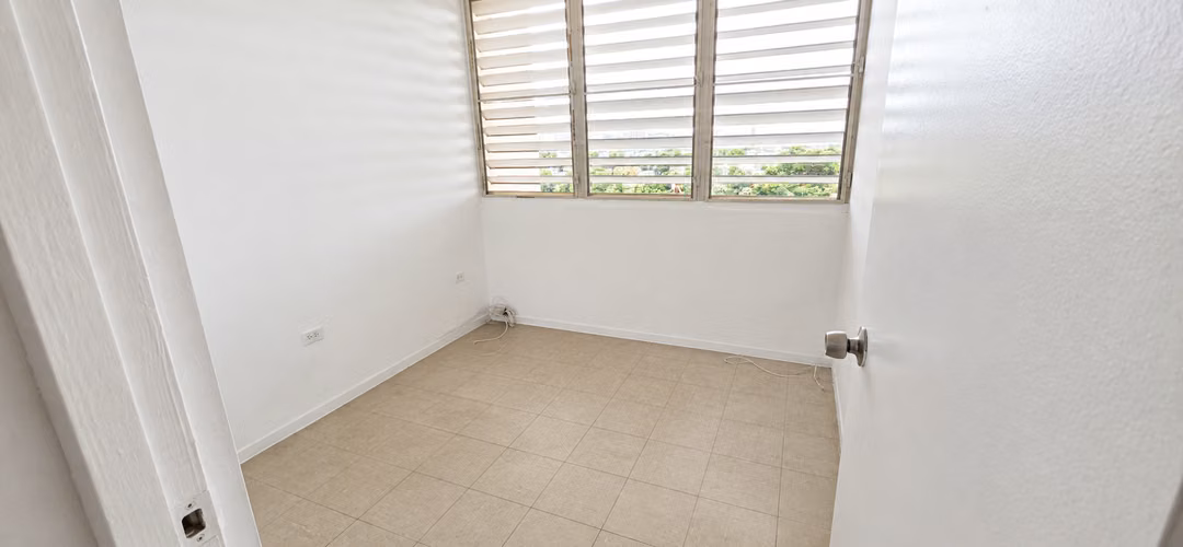Cond. Torres De Cervantes, Apartamento en San Juan - Imagen 8