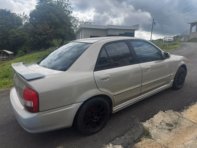Mazda Protege del 2000