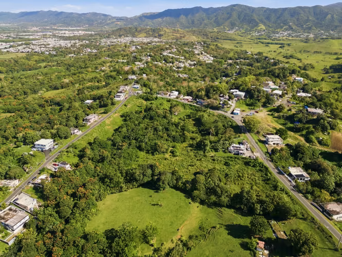 Bo. Ceiba, Terreno en Juncos