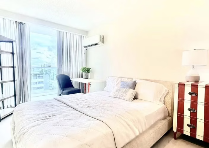 Live near the beach in San Juan