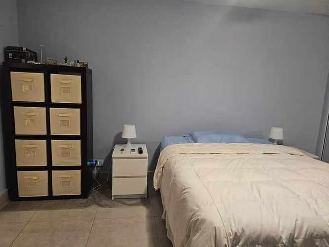 Amueblado, totalmente equipado, incluye estacionamiento asignado.