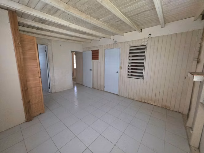 Bo. Perchas, Casa en San Sebastian