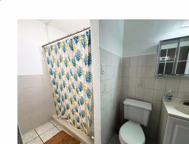 Royal Gardens Urb Rental, move in ready!