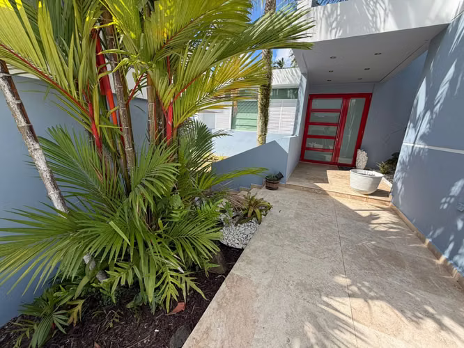 Urb. Laderas de San Juan, Casa en San Juan
