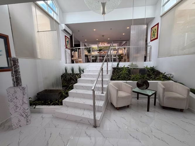 Urb. Laderas de San Juan, Casa en San Juan