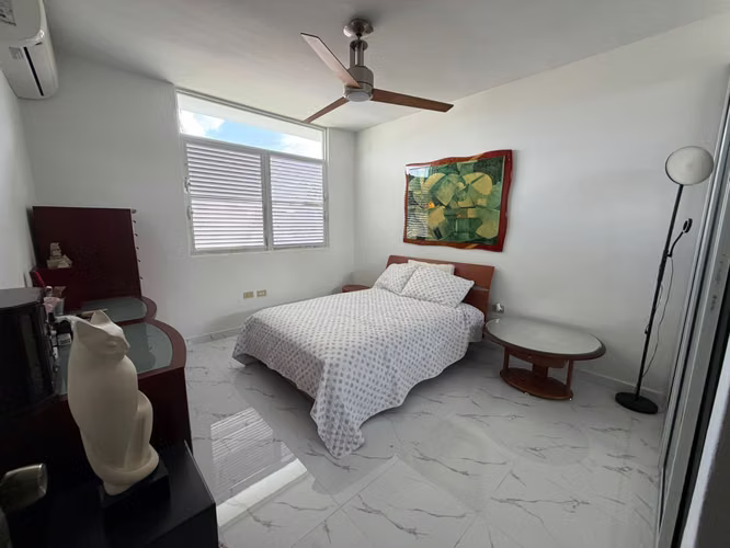 Urb. Laderas de San Juan, Casa en San Juan