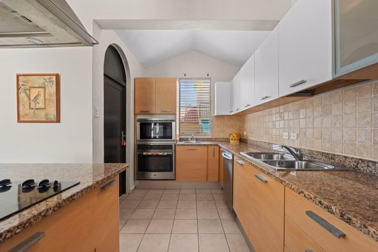 Cond. Las Villas en Palmas - Humacao - Imagen 13
