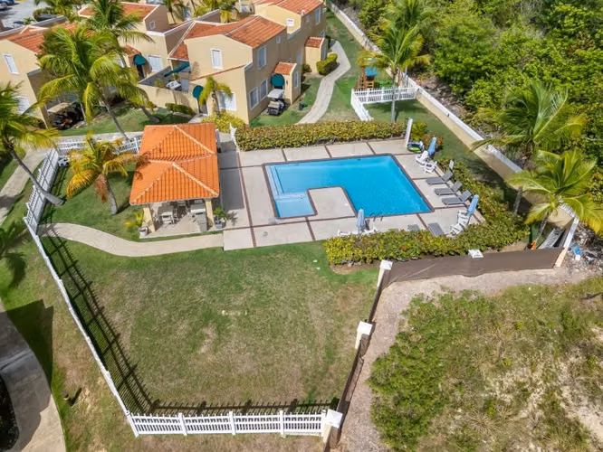 Cond. Las Villas en Palmas - Humacao - Imagen 5