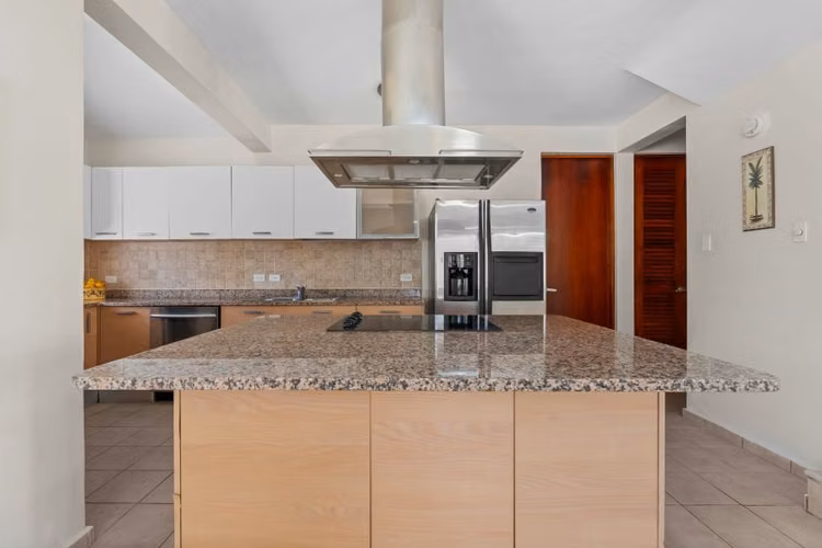 Cond. Las Villas en Palmas - Humacao - Imagen 12