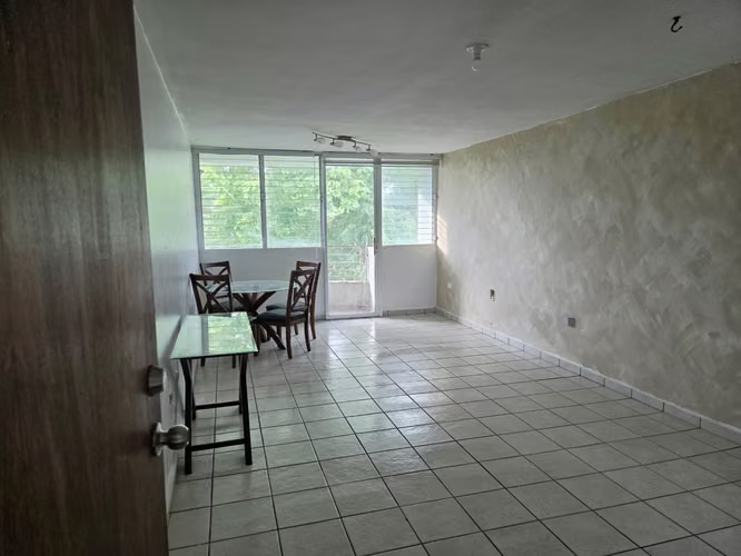 Cond. Loma Alta Village, Apartamento en Carolina - Imagen 9