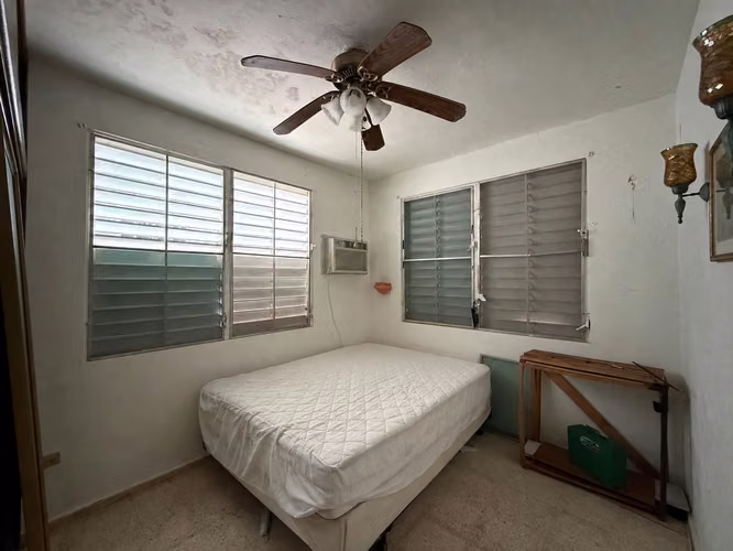 Bo. Pueblo, Casa en Toa Baja
