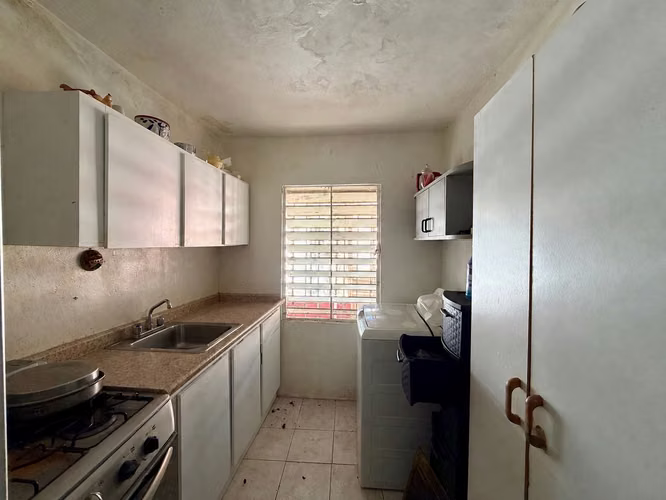 Bo. Pueblo, Casa en Toa Baja