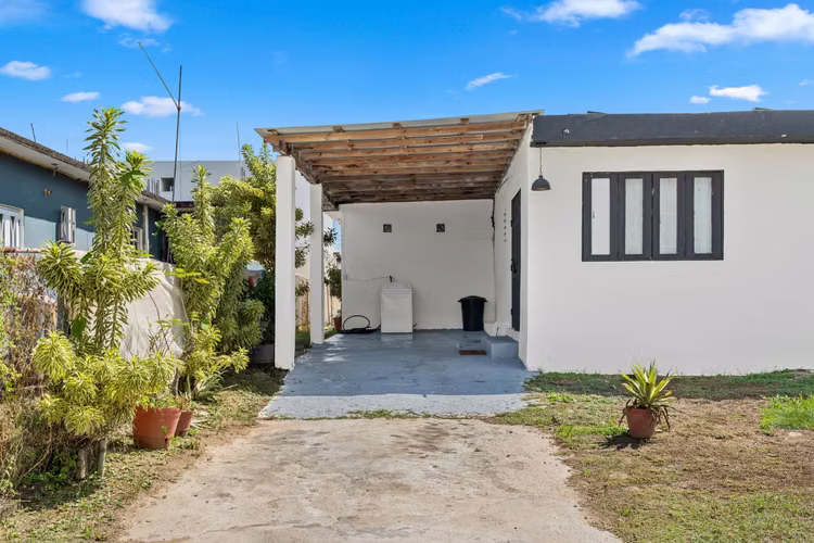 Urb. Ext. Jardines De Palmarejo - Canóvanas