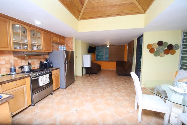 Bo. Montellanos, Casa en Cidra