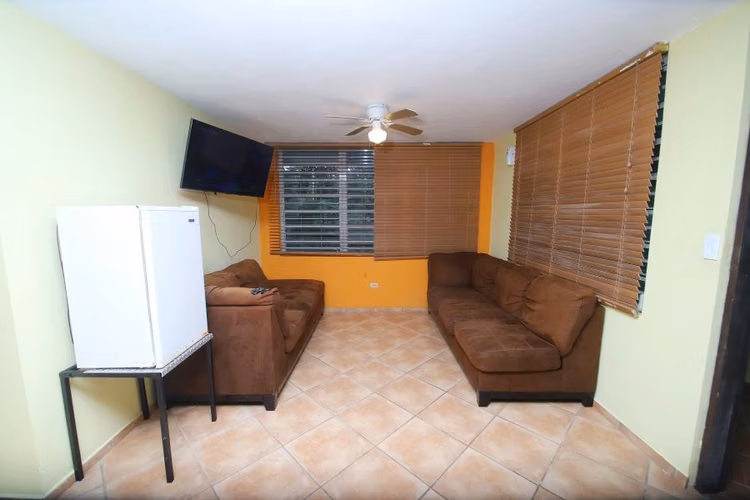Bo. Montellanos, Casa en Cidra