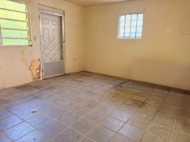 Bo. Dominguito, Casa en Arecibo