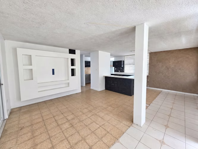 Urb. Sultana, Casa en Mayaguez