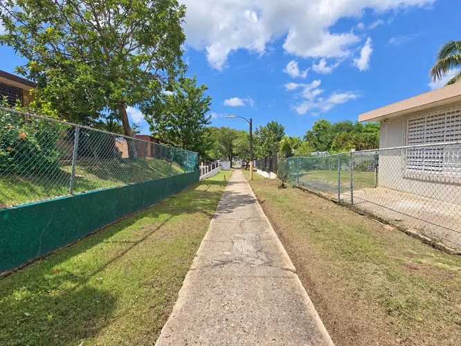 Urb. Sultana, Casa en Mayaguez