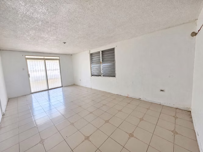 Urb. Sultana, Casa en Mayaguez