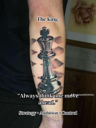 ¡Hola! Soy   . Soy un tatuador apasionado al que le encanta transformar ideas, recuerdos y emociones en he
