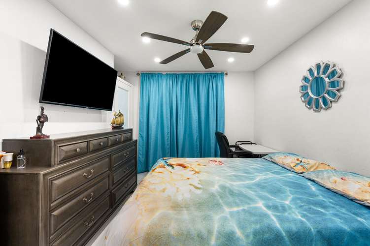 Bo. Sandin, Casa en Vega Baja