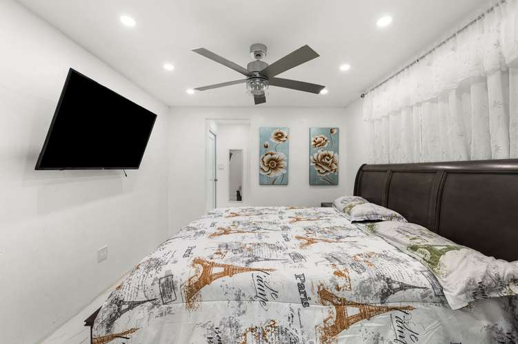 Bo. Sandin, Casa en Vega Baja