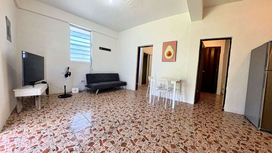 Bo. Higuillar, Casa en Dorado