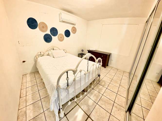 Bo. Higuillar, Casa en Dorado