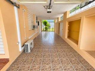 Urb. Jardines Fagot, Casa en Ponce